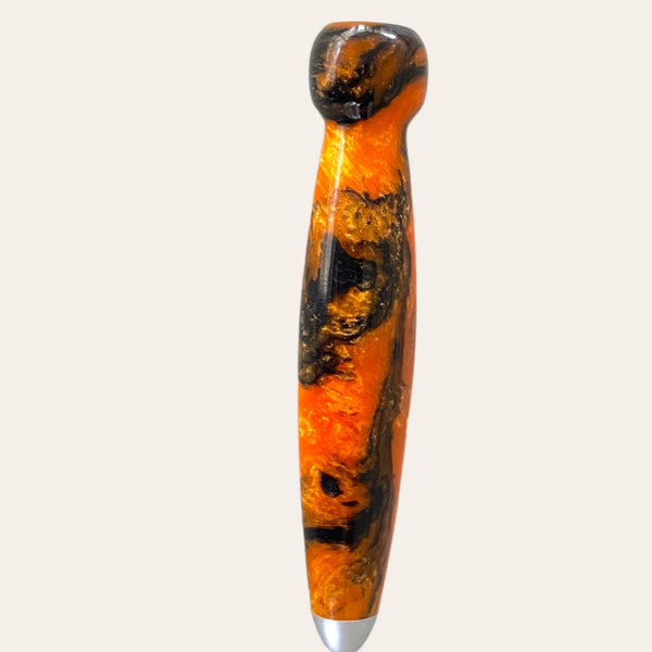 Sunrise Blaze crochet handle, marbled orange/black with silver tip by Paul's Hand Turned Creations. This is an extra handle and does not come with the hooks.